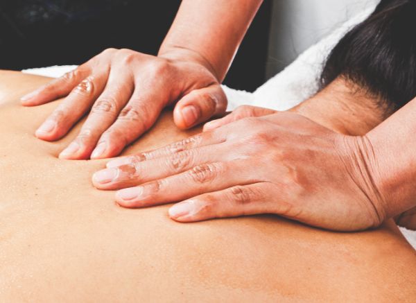Réaliser un massage bien-être